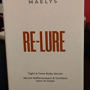 MAELYS RE-LURE Tight & Tone Body Serum - White
